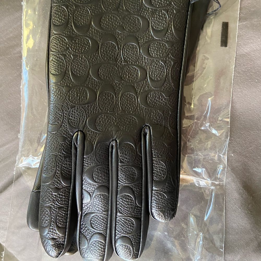 Coach leather gloves for women 6.5 - Picture 2 of 4